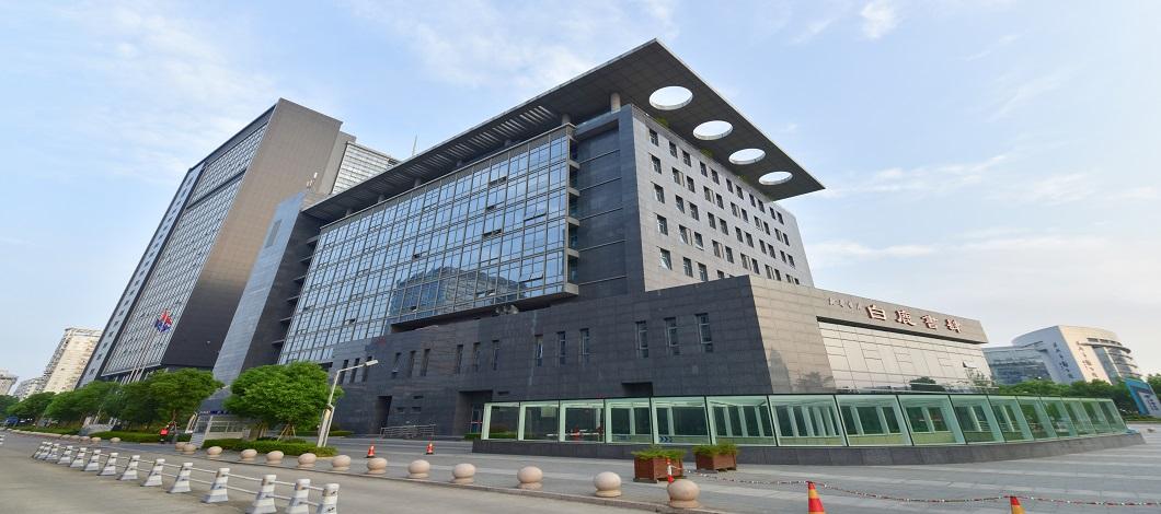 公司承建的浙江溫州電信大樓工程榮獲兩項(xiàng)（土建、安裝）中國(guó)建設(shè)工程魯班獎(jiǎng)